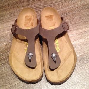 Birkenstock Gizeh Sandals